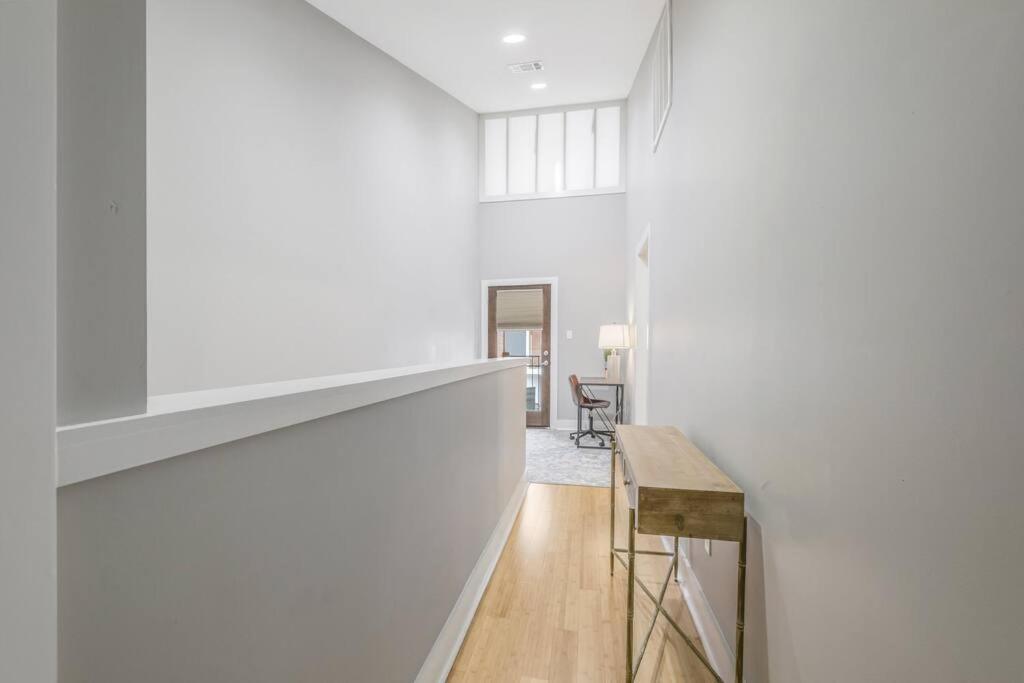 Cozy 2 Bed Townhome Near The Hospital Lafayette Εξωτερικό φωτογραφία